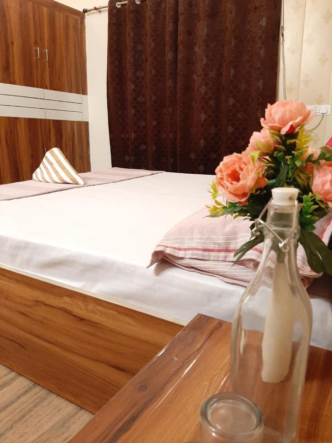Paarijaat Homestay & Guesthouse Ayodhya Exteriér fotografie