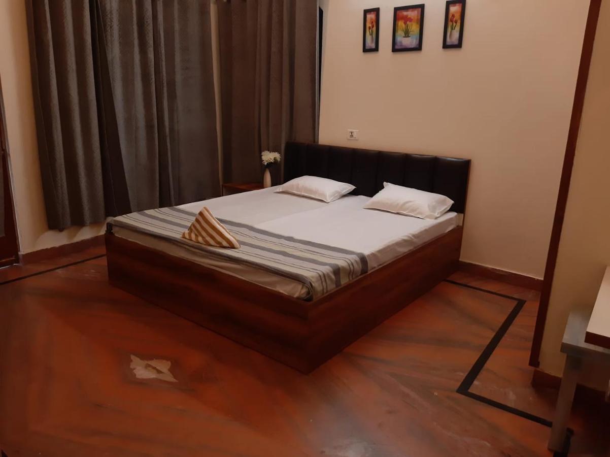 Paarijaat Homestay & Guesthouse Ayodhya Exteriér fotografie