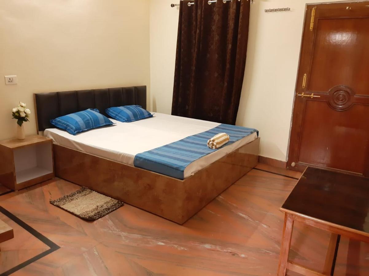 Paarijaat Homestay & Guesthouse Ayodhya Exteriér fotografie